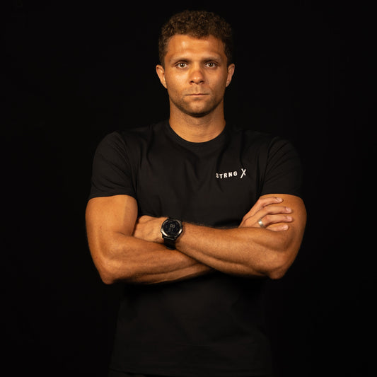 X ESSENTIALS TEE - Black